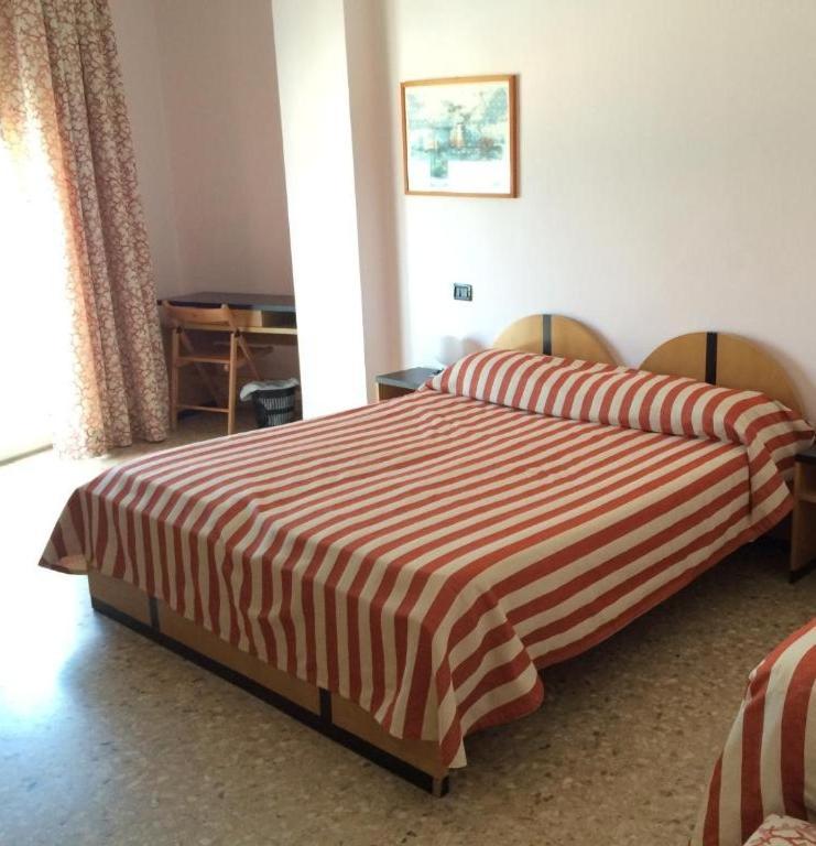 Hotel Marcelli Нумана Екстериор снимка