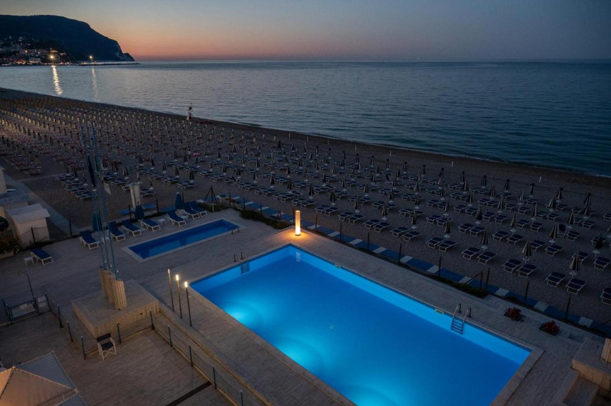 Hotel Marcelli Нумана Екстериор снимка
