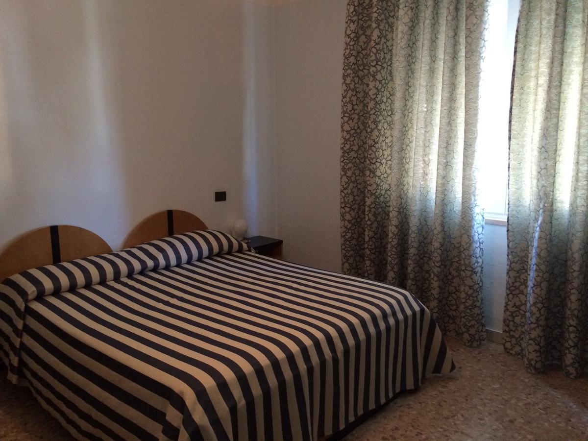 Hotel Marcelli Нумана Екстериор снимка